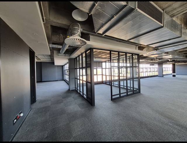 744M² OFFICE TO LET IN ROSEBANK